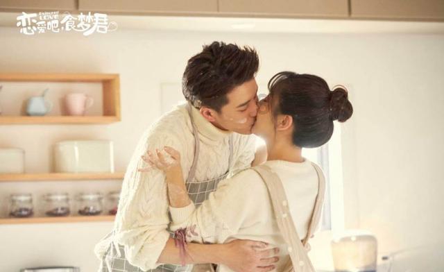 书塔叠叠高